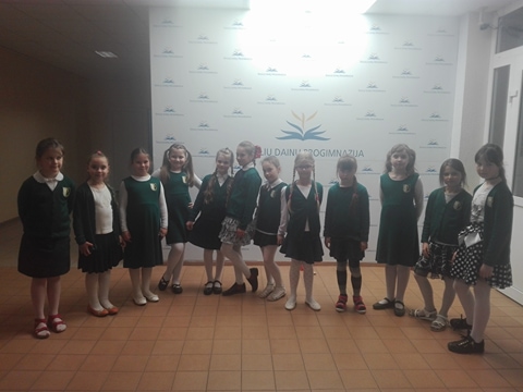 30429241_1525073380953921_506114560_n