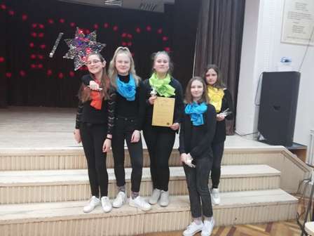 56393176_2554592117948715_558095635354484736_n