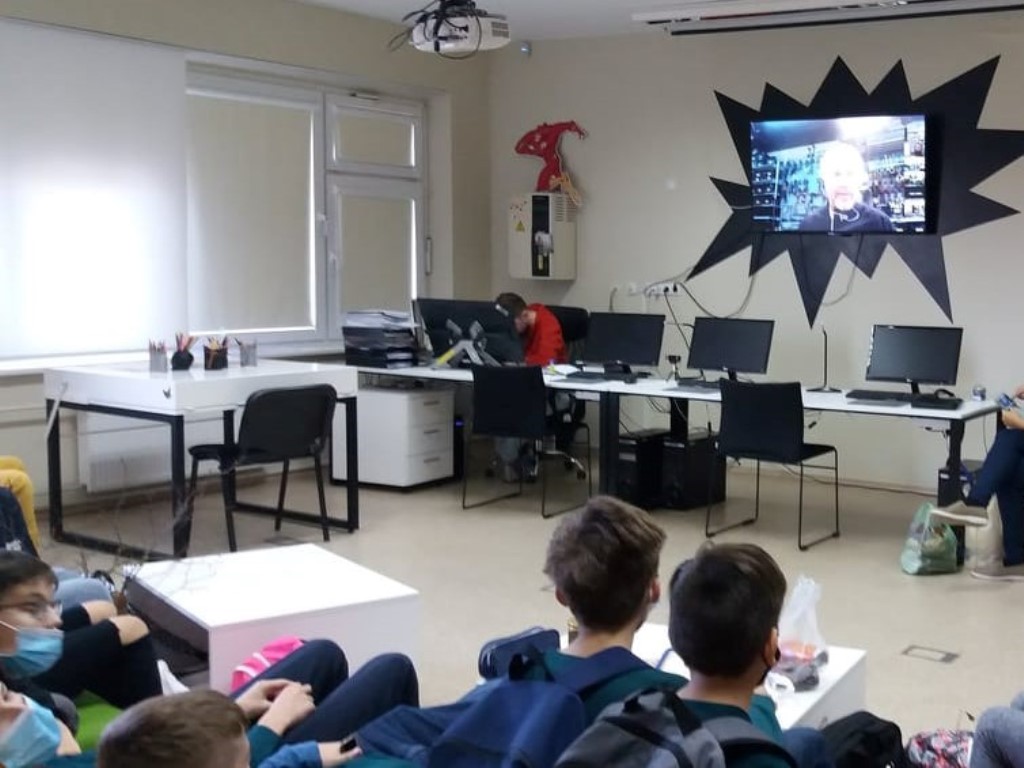 245336405_615180363185680_3355047869378867218_n